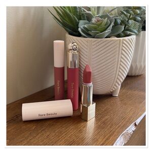 RARE BEAUTY Lipstick & Lipgloss Trio